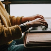 Cuando el ocio online implica dinero real: transparencia, límites y protección del usuario
