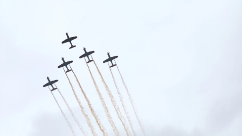Aviones desfilando durante el acto solemne de homenaje a la bandera nacional y desfile militar por el 12 de octubre, Día de la Hispanidad, el pasado año. Foto de archivo: Eduardo Parra / Europa Press