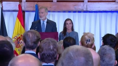 El Rey Felipe VI junto a la Reina Letizia en Ceuta durante su discurso. Fuente: RTVE