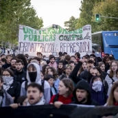 Varios alumnos se manifiestan en el campus de Ciudad Universitaria. A. Pérez Meca / Europa Press