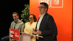 El portavoz del PSOE en el Congreso, Patxi López, durante la presentación de los candidatos que encabezan la lista al Congreso del PSE-EE por las elecciones del 29N. H.Bilbao / Europa Press