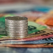 Ayuda económica.
