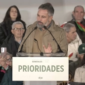 El presidente de la ultraderecha Vox, Santiago Abascal, en su discurso en el mitin en Ponferrada esta noche. Fuente: Vox en X
