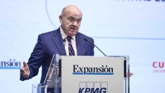 El vicepresidente del Banco Central Europeo (BCE), Luis de Guindos, interviene durante el XVI Encuentro Financiero del sector bancario. Jesús Hellín / Europa Press