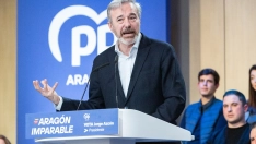 Jorge Azcón, en un mitin del PP aragonés.