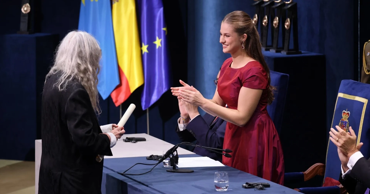 Princess Leonor presents the Princess of Asturias Award for the Arts 2026 to American singer and writer Patti Smith during the Princess of Asturias Awards 2026 ceremony. Raúl Terrel / Europa Press Princess Leonor presents the Princess of Asturias Award for the Arts 2026 to American singer and writer Patti Smith during the Princess of Asturias Awards 2026 ceremony. Raúl Terrel / Europa Press