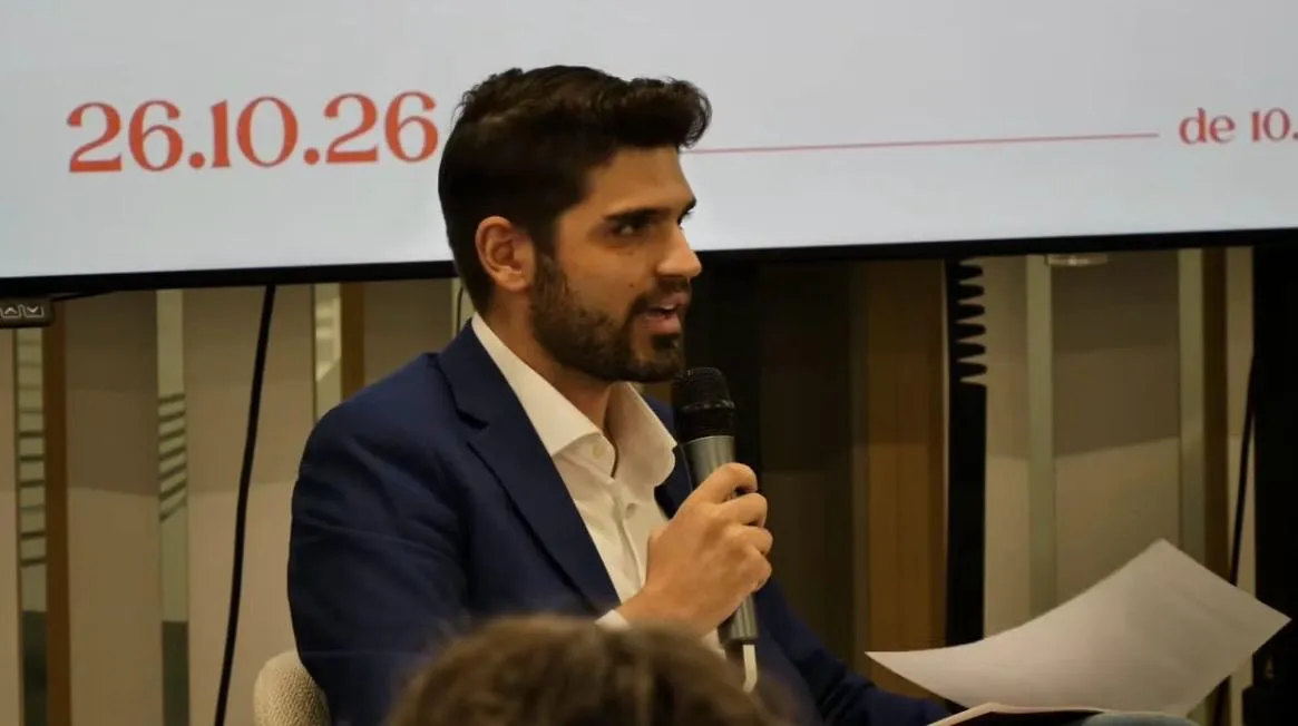 Hugo Pereira presenta 'ElConstitucional.es' ante la FAPE: Hugo Pereira presenta 'ElConstitucional.es' ante la FAPE: