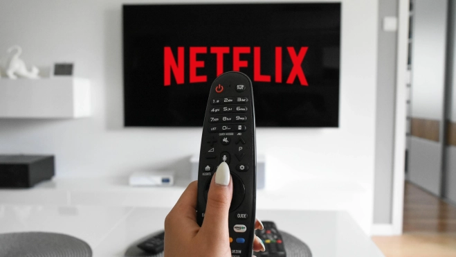 Putting Netflix on TV. Source: Image by Tumisu on Pixabay. Putting Netflix on TV. Source: Image by Tumisu on Pixabay.