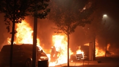 EuropaPress 7872135 varias personas incendian coches contenedores concentracion diversos