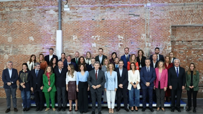Family photo during the presentation of the PP candidacy for 29N in Madrid. Source: Alejandro Martínez Vélez / Europa Press.