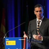 Sánchez anuncia ayudas de hasta 7.500 € para autónomos y pequeñas empresas que compren vehículos eléctricos