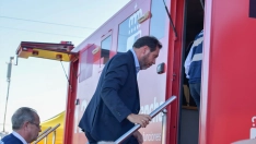 El ministro de Transportes y Movilidad Sostenible, Óscar Puente, en el Puesto de Mando Avanzado de Urda. Eusebio García del Castillo / Europa Press