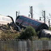 Vagones descarrilados en la zona del accidente ferroviario en Urda, Toledo. Diego Radamés / Europa Press