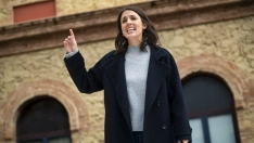EuropaPress 7866482 candidata podemos elecciones 29n irene montero acto casa vida futur placa