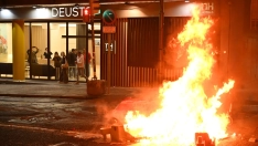 EuropaPress 7872081 varias personas causan disturbios concentracion diversos agentes sociales
