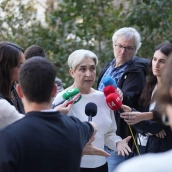La candidata de Frente Amplio al Congreso, Ada Colau, ofrece declaraciones a los medios. David Zorrakino / Europa Press