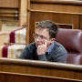 El diputado de Sumar Iñigo Errejón durante una sesión plenaria en el Congreso de los Diputados