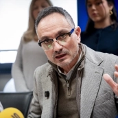 El alcalde de Móstoles, Manuel Bautista, comparece ante los medios, en el Ayuntamiento de Móstoles