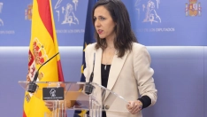 La secretaria general de Podemos, Ione Belarra, durante una rueda de prensa en el Congreso de los Diputados.
