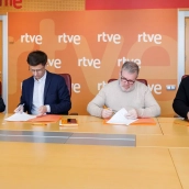 RTVE acuerda con los sindicatos convertir Andalucía y Valencia en centros de producción