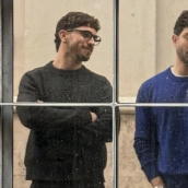 Pablo Alborán sorprende con fotos en Lisboa en las que aparece junto a su 'novio' antes del lanzamiento de su nuevo single “Algo de mí”