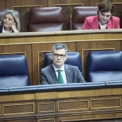 El ministro de Presidencia, Félix Bolaños, en el Congreso