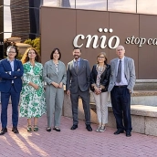 Cúpula del CNIO junto a la ministra Diana Morant