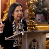 EuropaPress 7325361 ministra defensa margarita robles entrega premio extraordinario defensa