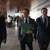 EuropaPress 7334811 lider vox extremadura oscar fernandez calle llegada debate investidura