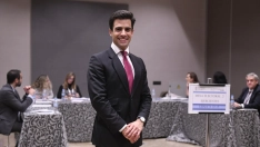 El abogado Juan Gonzalo Ospina como representante de Ahora Abogacía durante las elecciones a la Junta de Gobierno del Colegio de la Abogacía de Madrid (ICAM), a 20 de diciembre de 2022.  Fernando Sánchez / Europa Press