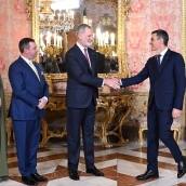 El Rey Felipe VI, junto a Pedro Sánchez y los grandes duques de Luxemburgo