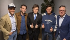 Alfonso Serrano junto a Javier Milei y Vito Quiles