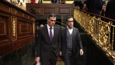 El presidente del Gobierno, Pedro Sánchez, y el ministro de Economía y Comercio, Carlos Cuerpo. Eduardo Parra / Europa Press