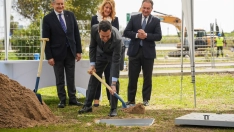 EuropaPress 7376690 presidente junta andalucia juanma moreno participa acto oficial colocacion