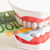 Hacienda lo confirma: puedes deducirte el dentista en la Renta si vives en estas comunidades Hacienda lo confirma: puedes deducirte el dentista en la Renta si vives en estas comunidades