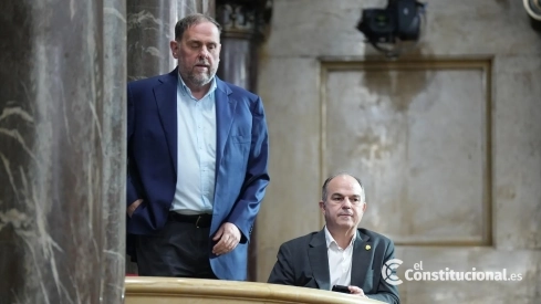 El presidente de ERC, Oriol Junqueras y el secretario general de Junts, Jordi Turull. David Zorrakino / Europa Press