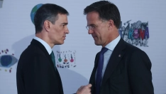 Pedro Sánchez y Mark Rutte (Fernando Calvo/Pool Moncloa)