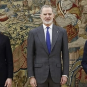 Carlos Cuerpo y Arcadi España junto a Felipe VI en la Zarzuela. (Diario de Pontevedra / EFE)