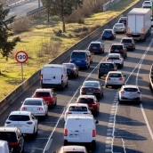 El gasóleo se dispara en Semana Santa un 62,5% más caro que hace un año El gasóleo se dispara en Semana Santa un 62,5% más caro que hace un año