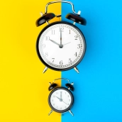 Cambio de hora hoy en España ¿Se adelanta o atrasa el reloj? Lo que debes saber para este fin de semana Cambio de hora hoy en España ¿Se adelanta o atrasa el reloj? Lo que debes saber para este fin de semana
