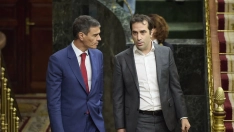 El presidente del Gobierno, Pedro Sánchez, y el recién nombrado vicepresidente Carlos Cuerpo.