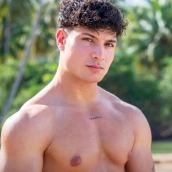 Joan, soltero de ‘La isla de las tentaciones’, se define como “hetero sin etiquetas” y desata rumores de romance bisexual