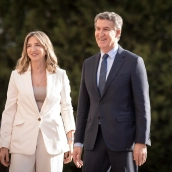 Feijóo y la portavoz del PP en el Senado, Alicía García (Diego Radamés/Europa Press)