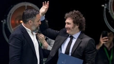 El líder de VOX, Santiago Abascal, y el presidente de Argentina, Javier Milei. A. Pérez Meca / Europa Press