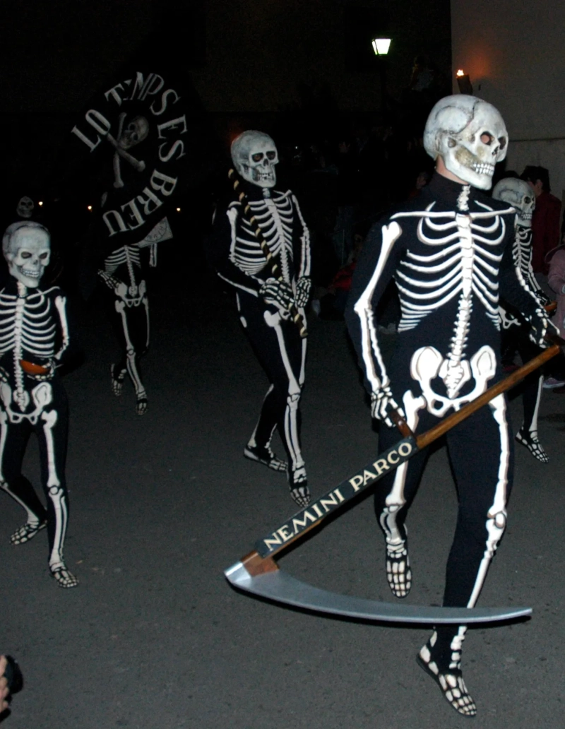 Danza de la Muerte de Verges (Wikipedia)