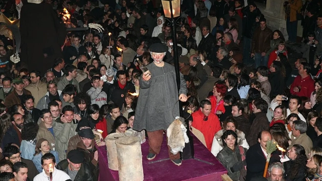 Entierro de Genarín (Wikipedia)