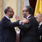El diputado de Vox, José María Sánchez García (derecha) encarandose con el presidente del Congreso. El diputado de Vox, José María Sánchez García (derecha) encarandose con el presidente del Congreso.