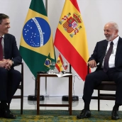 El presidente del Gobierno, Pedro Sánchez, y el presidente de la República Federativa de Brasil, Luiz Inácio Lula da Silva. Moncloa