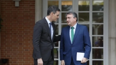 Pedro Sánchez y Aitor Esteban en un encuentro en La Moncloa