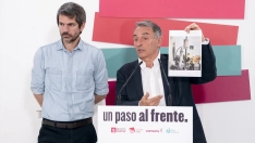 Ernest Urtasun y Enrique Santiago (A. Pérez Meca/Europa Press)